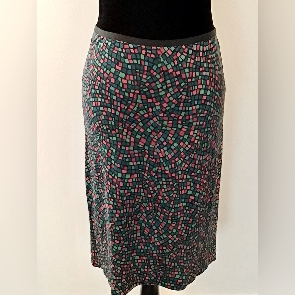 DIANE VON FURSTENBER Silk Skirt Teal-Black-Green-Red Multi Mosaic Pattern - 4 US